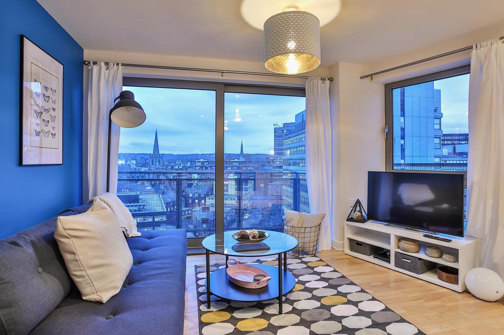 Skyview Apartment By Noknokstay - City Centre With Parking - Group, Family, Business شيفيلد المظهر الخارجي الصورة